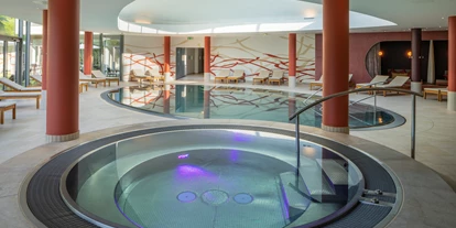 Wellnessurlaub - Rücken-Nacken-Massage - Hof (Wagrain) - Whirlpool - Villa Seilern Vital Resort