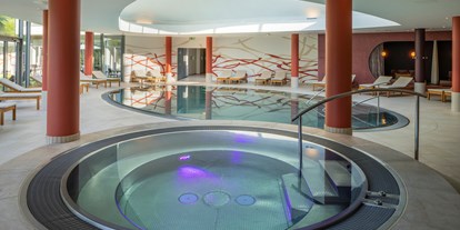 Wellnessurlaub - Rücken-Nacken-Massage - Bad Aussee - Whirlpool - Villa Seilern Vital Resort