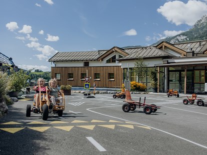 Wellnessurlaub - Finnische Sauna - Kinder- Verkehrspark mit CatCars & MoonHarleys - Good Life Resort Riederalm