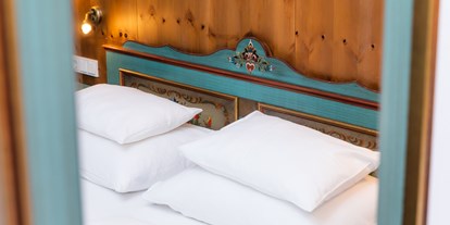 Wellnessurlaub - Solebad - Kitzbühel - Zimmer Stil "Tradition" - Gartenhotel Theresia****S - das "grüne", authentische Hotel.