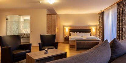 Wellnessurlaub - Wirbelsäulenmassage - Hotel Dirsch Wellness  Spa Resort Naturpark Altmühltal
