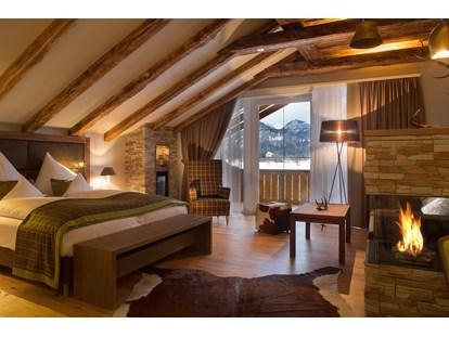 Wellnessurlaub - Umgebungsschwerpunkt: Therme - Premium Suite AlmRausch mit Sauna und Whirlpool - Hotel Das Rübezahl
