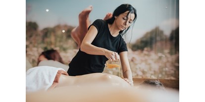Wellnessurlaub - Ganzkörpermassage - Lermoos - Behandlungen in der BeautyAlm - Hotel Das Rübezahl