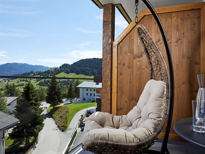 Wellnessurlaub - Fußreflexzonenmassage - Obergarten - Zimmer mit Balkon  - Hotel TIROL