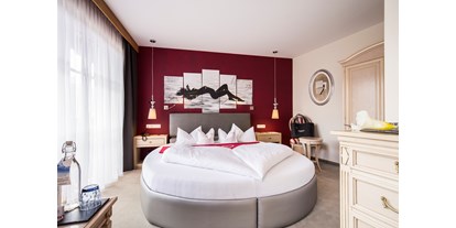 Wellnessurlaub - Bettgrößen: King Size Bett - Samnaun Dorf - Paradies-Suite Type A - Nr. 306 - mein romantisches Hotel Garni Toalstock