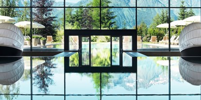 Wellnessurlaub - Wirbelsäulenmassage - Seefeld in Tirol - Indoorpool Interalpen-Hotel Tyrol - Interalpen-Hotel Tyrol