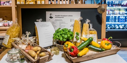 Wellnessurlaub - Langschläferfrühstück - Achenkirch - Innovatives Verpflegungskonzept mit dem Kochhaustisch oder Topfgerichte - Kaiserlodge 