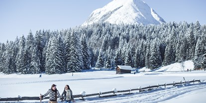 Wellnessurlaub - Wirbelsäulenmassage - Seefeld in Tirol - Winterwandern in der Olympiaregion Seefeld - Inntalerhof - DAS Panoramahotel