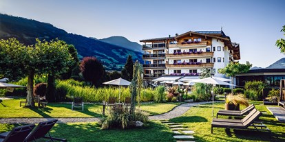 Wellnessurlaub - Wirbelsäulenmassage - Achenkirch - Hotel Held im Sommer - Sport- und Wellnesshotel Held****s
