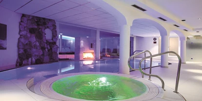 Wellnessurlaub - Ayurveda-Therapie - Telfes im Stubai - Whirlpool - Mountains Hotel