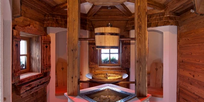 Wellnessurlaub - Bettgrößen: Doppelbett - Eschenlohe - Kräuterstadl-Sauna auf der Kristall Wellnessalm - Verwöhnhotel Kristall - Wellnesshotel für Erwachsene am Achensee