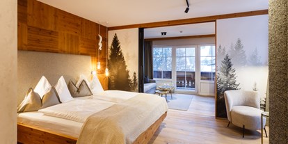 Wellnessurlaub - Hotel-Schwerpunkt: Wellness & Beauty - Leogang Hütten - Komfort Suite "Fichtenwald" - Landhotel Schermer
