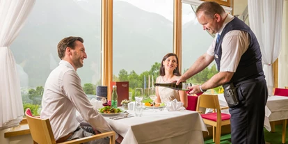 Wellnessurlaub - Wirbelsäulenmassage - Wallgau - Restaurant - Vivea 4* Hotel Umhausen im Ötztal