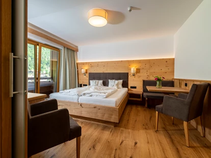 Wellnessurlaub - Finnische Sauna - Hütten (Leogang) - Suite Pillersee mit kleinem Wohnteil - Wellness & Familienhotel Kitzspitz