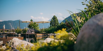 Wellnessurlaub - Pools: Schwimmteich - Kitzbühel - Wellnessresidenz Alpenrose