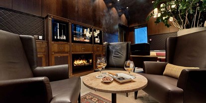 Wellnessurlaub - Aromamassage - Schweiz - Hotel Eden Spiez Smokers Lounge - Hotel Eden Spiez