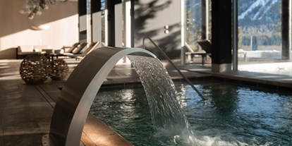 Wellnessurlaub - Pools: Außenpool beheizt - Schweiz - Spa Innenpool - Carlton Hotel
