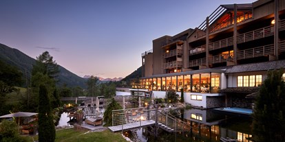 Wellnessurlaub - Wirbelsäulenmassage - Mühlbach (Trentino-Südtirol) - Hotel Quelle Nature Spa Resort *****