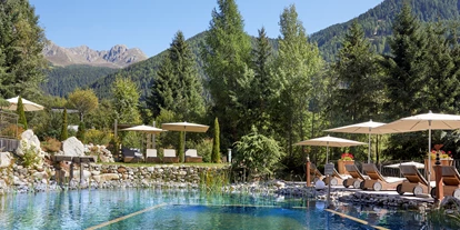 Wellnessurlaub - Pools: Außenpool beheizt - Mühlen in Taufers - Hotel Quelle Nature Spa Resort *****