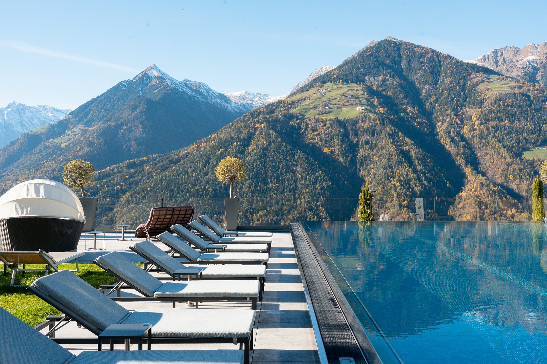 Wellnesshotel - Aussenpool - Hotel Das Sonnenparadies