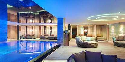 Wellnessurlaub - Pools: Infinity Pool - Naturns bei Meran - Indoorpool - Hotel Das Sonnenparadies
