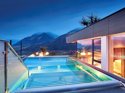Wellnessurlaub - Pools: Infinity Pool - St Ulrich - Whirlpool - Hotel Das Sonnenparadies