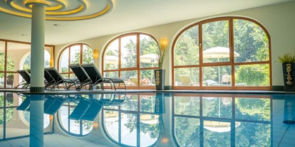 Wellnessurlaub - Pools: Schwimmteich - Völs am Schlern - Indoorpool - Hotel Weihrerhof