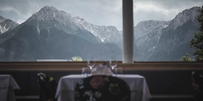 Wellnessurlaub - barrierefrei - Mühlen in Taufers - Restaurant mit Panoramablick - Berghotel Zirm