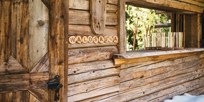 Wellnessurlaub - Finnische Sauna - Corvara - Außensauna - waldsauna - Naturhotel Rainer