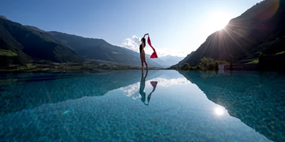 Wellnessurlaub - Pools: Außenpool beheizt - Schenna bei Meran - Preidlhof Luxury DolceVita Resort