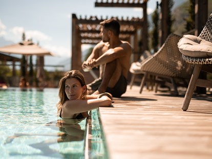 Wellnessurlaub - Umgebungsschwerpunkt: am Land - Trentino-Südtirol - Rooftop Infinity Pool - Sonnen Resort