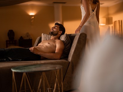 Wellnessurlaub - Rücken-Nacken-Massage - Algund - Meran - Relaxbereich im Sonnen SPA - Sonnen Resort