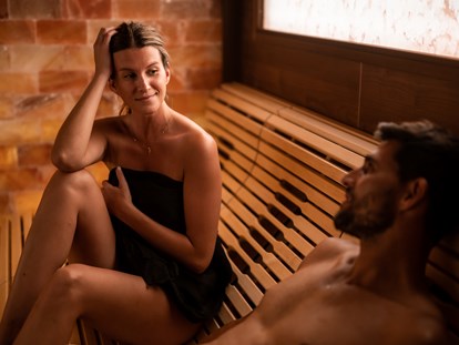 Wellnessurlaub - Rücken-Nacken-Massage - Algund - Meran - Infrarot- Salzsteinsauna - Sonnen Resort