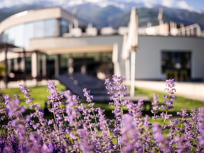 Wellnessurlaub - Parkplatz: kostenlos beim Hotel - Lana (Trentino-Südtirol) - Sonnen Resort