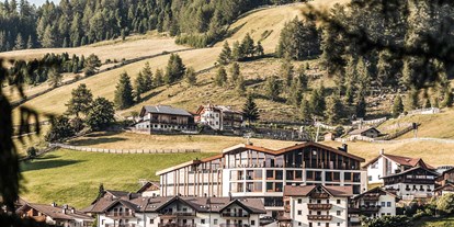 Wellnessurlaub - Rücken-Nacken-Massage - Hofern/Kiens - The Panoramic Lodge