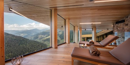 Wellnessurlaub - Entgiftungsmassage - Südtirol  - The Panoramic Lodge
