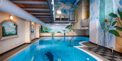 Wellnessurlaub - Hotel-Schwerpunkt: Wellness & Beauty - Pösing - Hallenbad - Wellnesshotel Randsbergerhof
