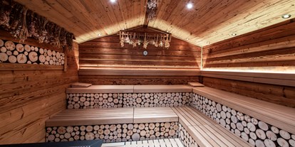Wellnessurlaub - Finnische Sauna - Blockhaus-Aussenkräutersauna - Hotel Sonnenhof