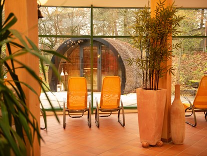 Wellnessurlaub - Ganzkörpermassage - Bad Bocklet - Saunalandschaft - Hotel Sonnenhügel Familotel Rhön