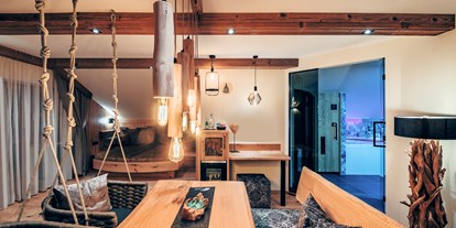Wellnessurlaub - Biosauna - Bayern - Suite "Holz" mit eigenem privaten Wellnessbereich - Hotel Zum Kramerwirt