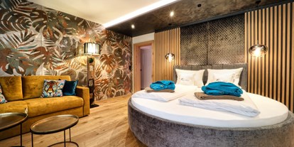 Wellnessurlaub - Shiatsu Massage - Bayerischer Wald - Luxus-Ferienappartement "Nature Duo"  - Hotel Zum Kramerwirt