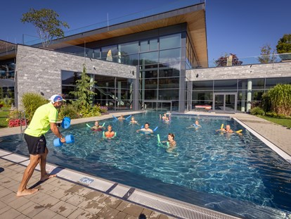Wellnessurlaub - Pools: Außenpool beheizt - Bad Gastein - Aquafitness - Hotel Sportcamp Woferlgut