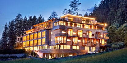 Wellnessurlaub - Preisniveau: moderat - St Ulrich - Hotel Ansicht - naturhotel die waldruhe