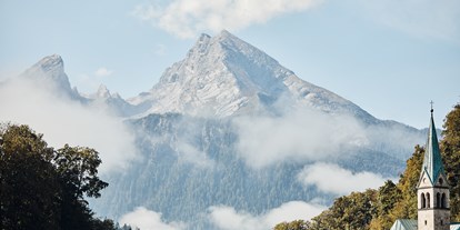 Wellnessurlaub - Lymphdrainagen Massage - Deutschland - Berchtesgadener Aussicht auf die traumhafte Naturkulisse. - Hotel EDELWEISS Berchtesgaden