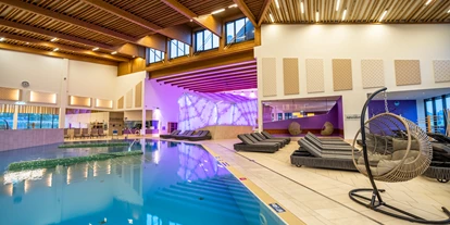 Wellnessurlaub - Hotel-Schwerpunkt: Wellness & Sport - Hof (Wagrain) - Solebad mit Salzkristall - Narzissen Vital Resort