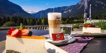 Wellnessurlaub - Verpflegung: Frühstück - Bad Aussee - Panoramaterrasse  - Narzissen Vital Resort