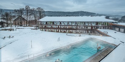 Wellnessurlaub - Fastenkuren - Frauenau - Hotel Lindenwirt 20 m Infinity Außenpool  - Wellnesshotel Lindenwirt