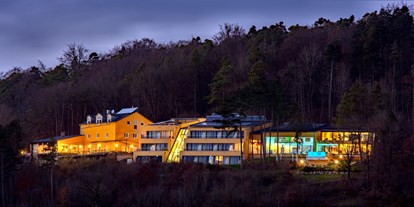 Wellnessurlaub - Infrarotkabine - Bayern - Außenansicht - Wellnesshotel Schönblick - Wellnesshotel Schönblick
