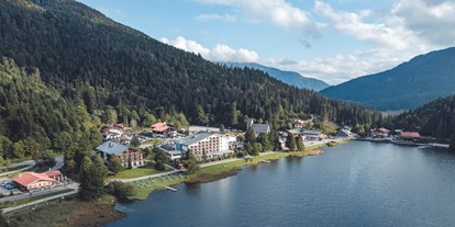 Wellnessurlaub - Parkplatz: gebührenpflichtig in Gehweite - Ellmau - Arabella Alpenhotel am Spitzingsee, a Tribute Portfolio Hotel