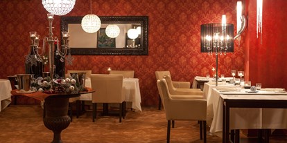 Wellnessurlaub - Rücken-Nacken-Massage - Arnschwang - Gregors Fine Dine Restaurant - Hotel Wutzschleife